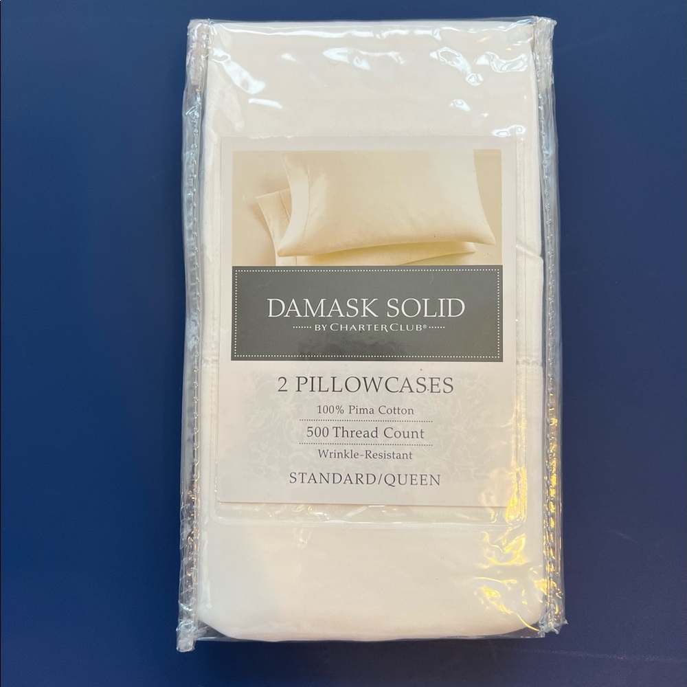 NWT Damask Solid 2 Pillowcases 500 Thread Count Standard/Queen